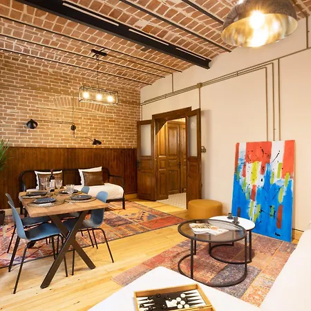 Appartamento Galata Loft In Heritage Sea View Building Provincia di Istanbul